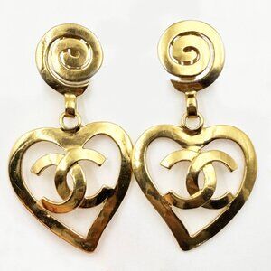 Chanel Vintage Gold Plated Spiral CC Heart Dangle Large Clip on Earrings